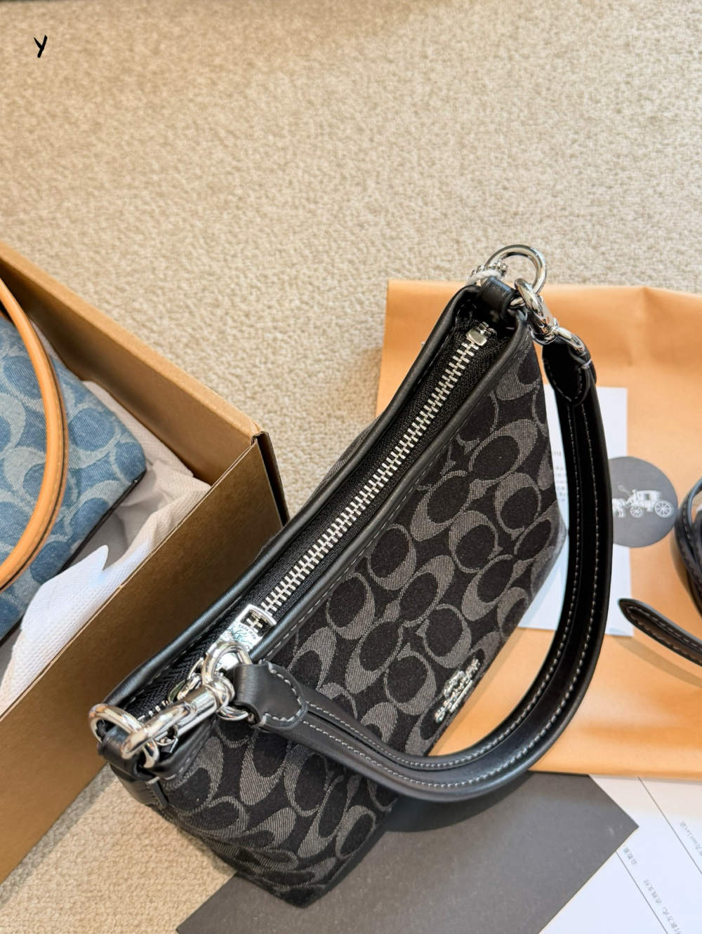 Black/Blue Handbag for Women 20cm COEM06