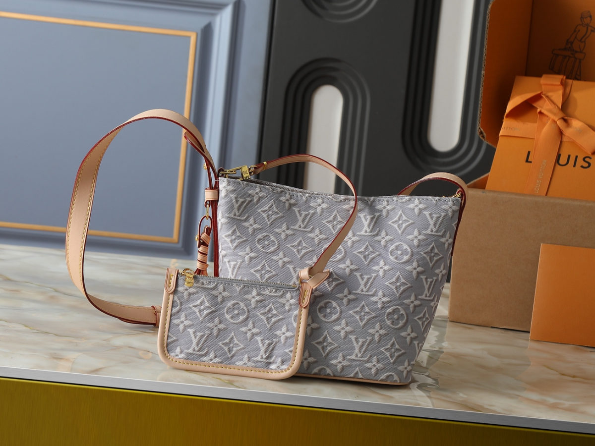 Gray/Pink Handbag for Women 16x18x12cm LEM485