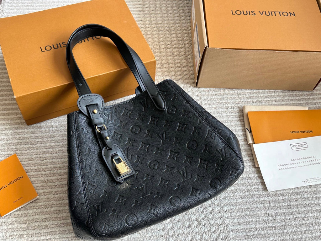Designer Crossbody Bag for Women LEM295