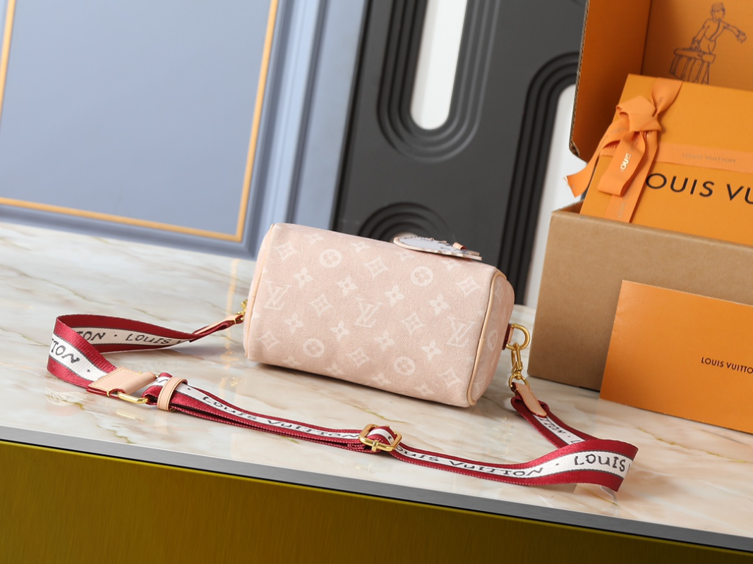 Pink Bag for Women 20.5x13.5x12cm LEM510