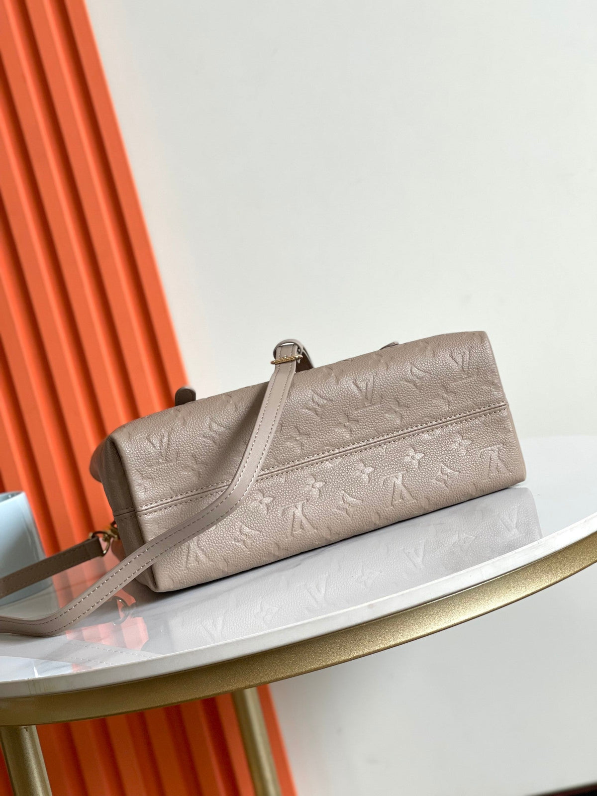 Genuine Leather Crossbody Bag for Women 31.0x21.5x13.0cm LEM360