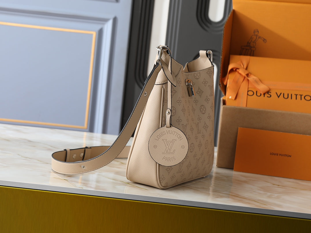 Designer Crossbody Bag for Women LEM299