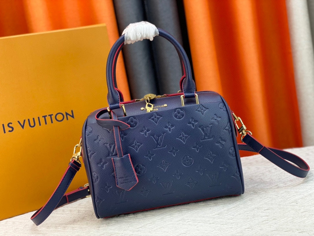 Genuine Leather Crossbody Bag for Women 25*19cm LEM290