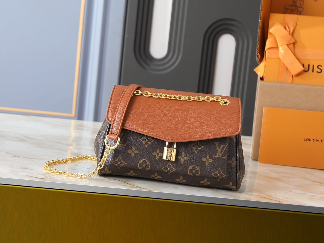 Black Handbag for Women 30cm LEM336