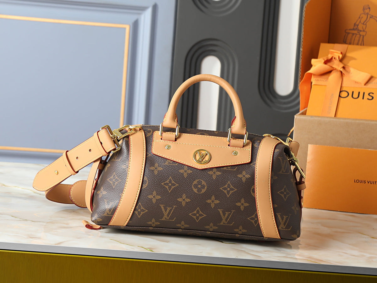 Designer Shoulder Bag for Women 23x10x10cm LEM417