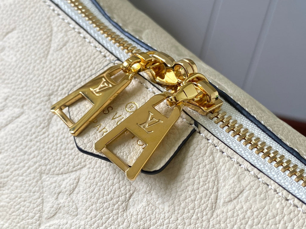 Genuine Leather Crossbody Bag for Women 27x22x10.5cm LEM354