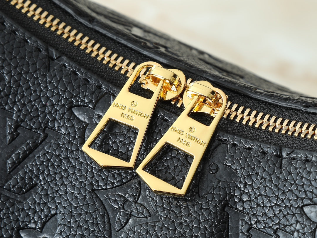 Designer Crossbody Bag for Women 40x29x15cm LEM277
