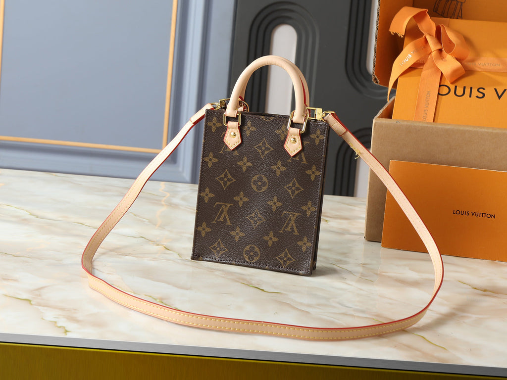 Designer Tote Bag for Women 14x17x5cm LEM419