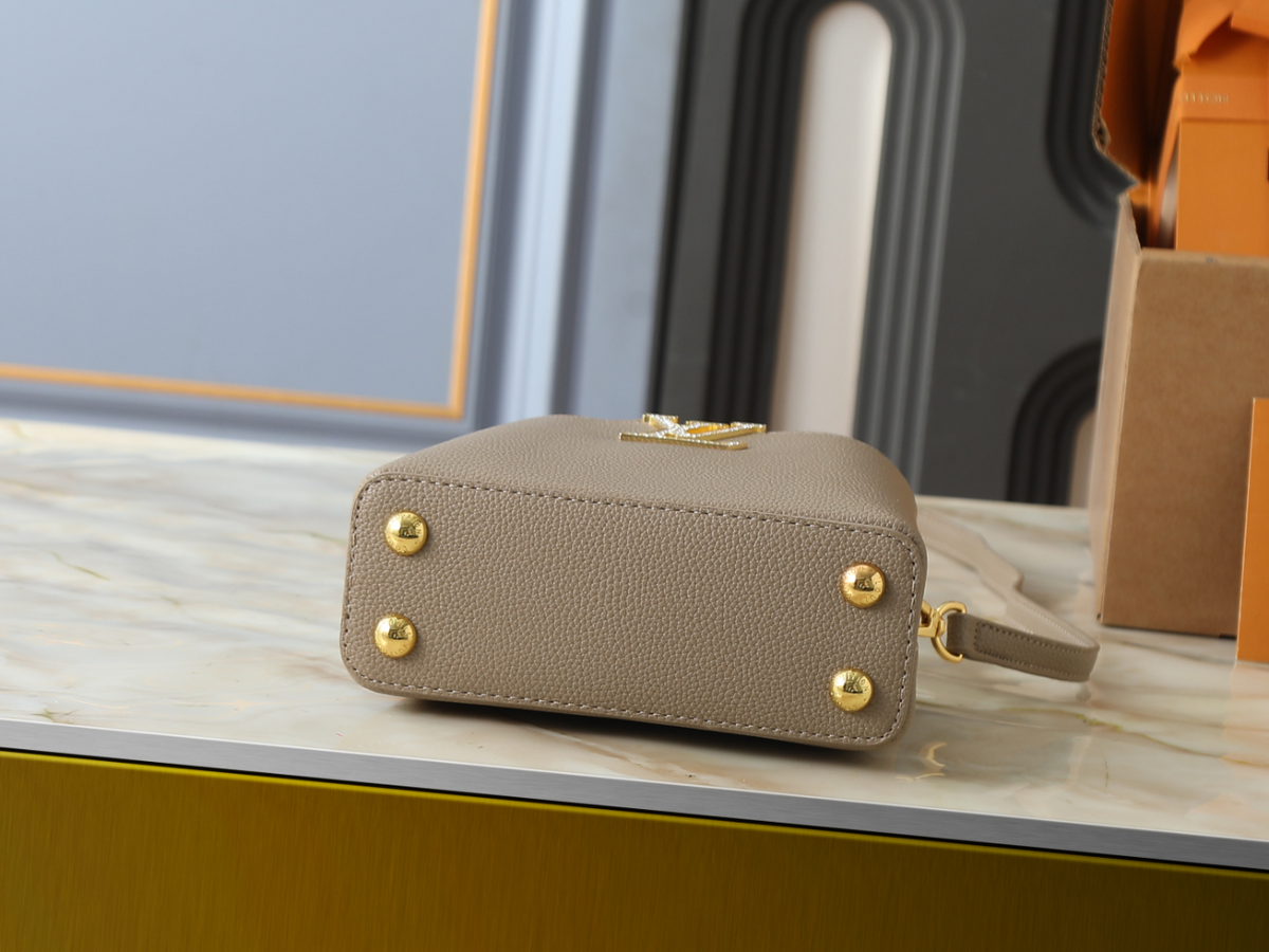Fashion Shoulder Bag for Women 21x13.6x8cm LEM460