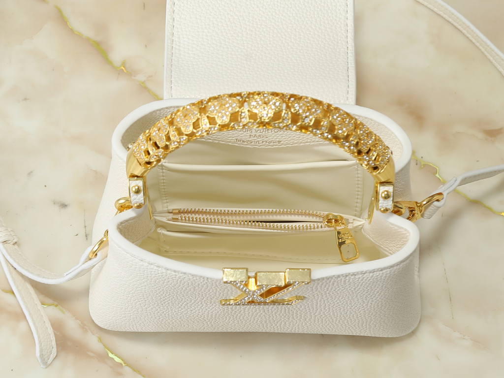 Fashion Shoulder Bag for Women 21x13.6x8cm LEM460