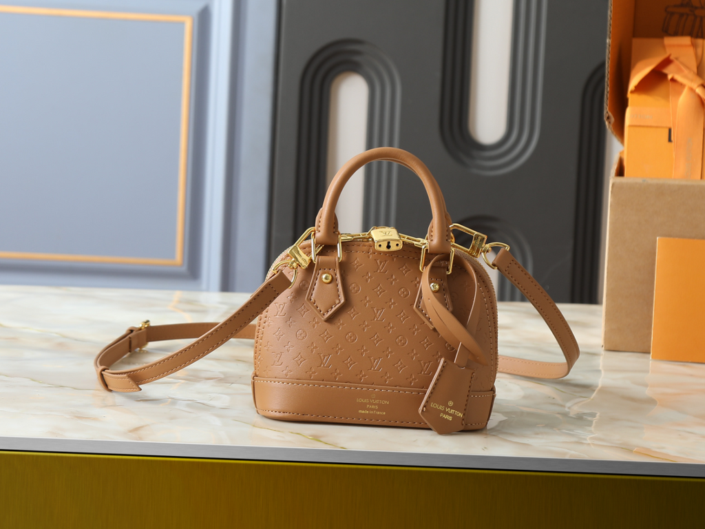 Black/Beige Handbag for Women 23.5x17.5x11.5cm LEM436