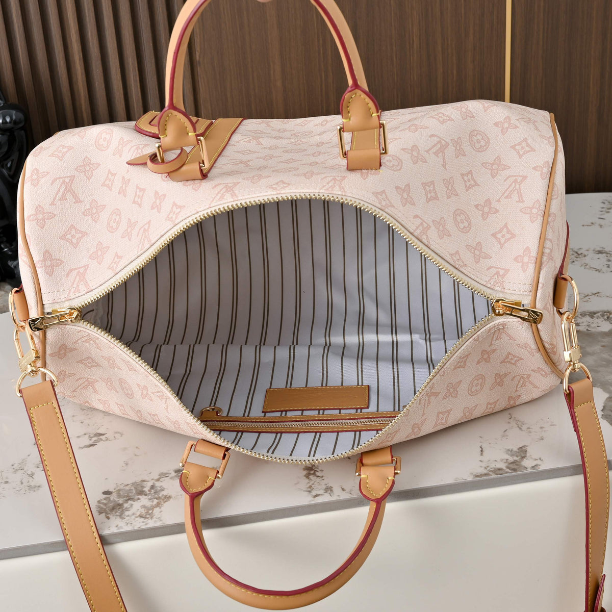 Travel Bag for Women 45x27x20cm LEM367