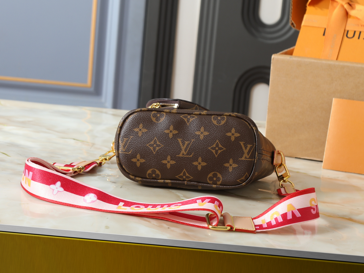 Brown Handbag for Women 24x14x9cm LEM437