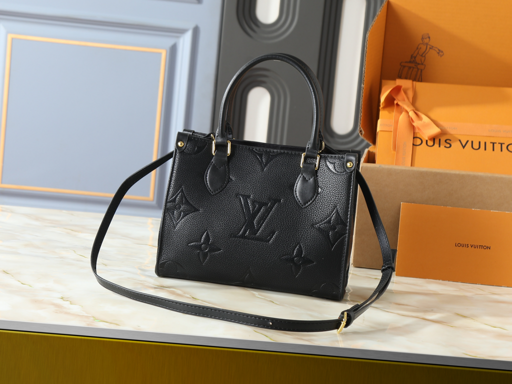 Black Handbag for Women 41.0x34.0x19.0cm LEM434