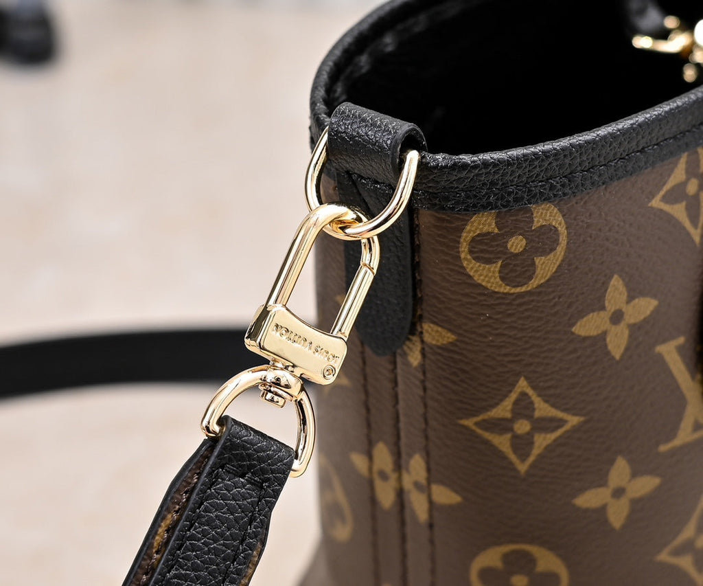 Travel Bag for Women 24x14x9cm LEM368