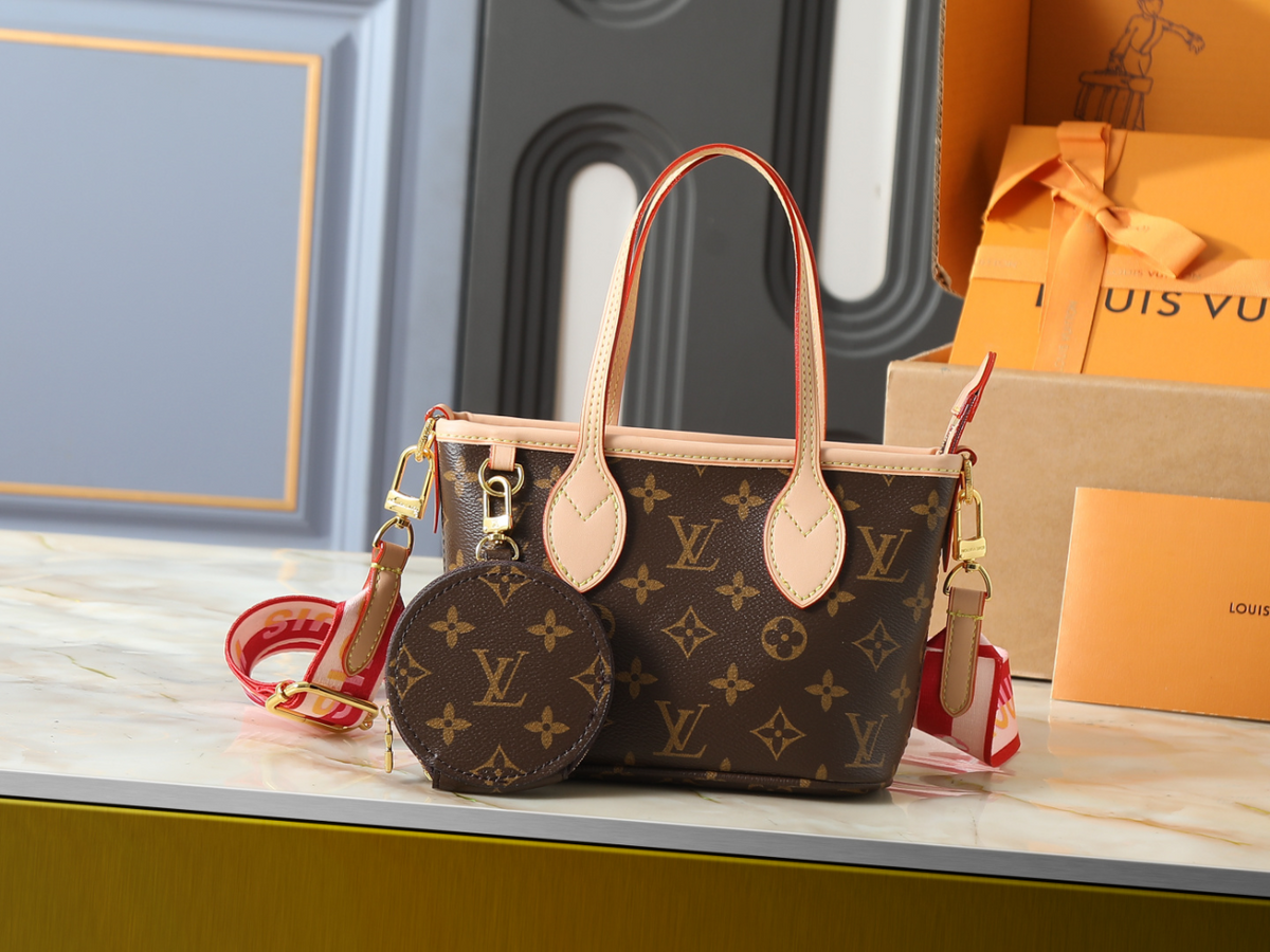 Brown Handbag for Women 24x14x9cm LEM437