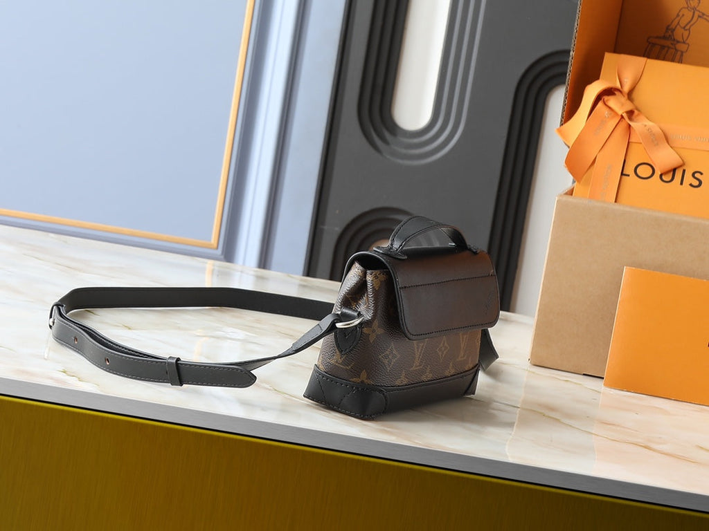 Designer Crossbody Bag for Women LEM301