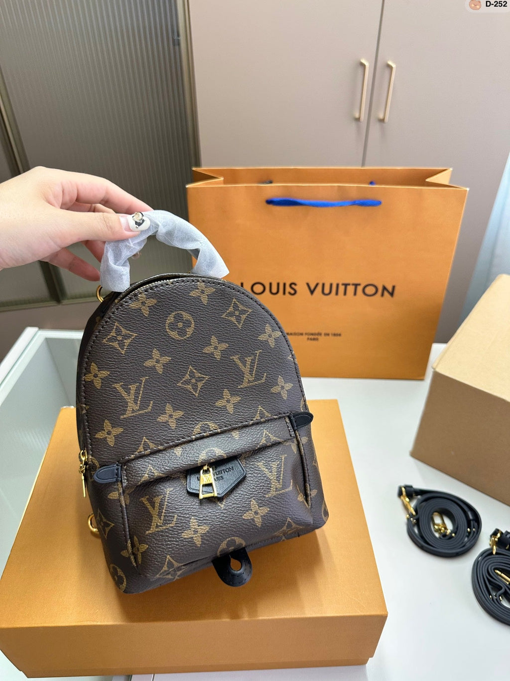 Fashion Bag for Women 23*13*25cm LEM155