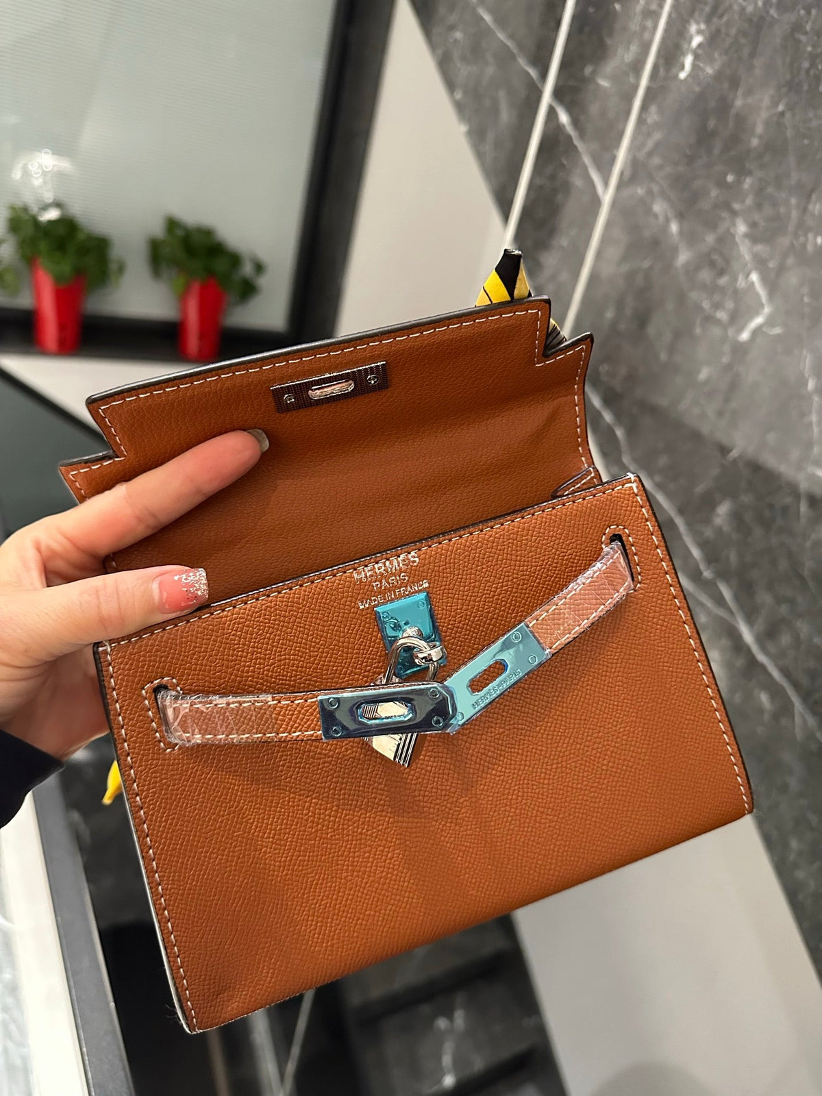 Designer Genuine Leather Crossbody Bag for Women 20cm HEM95