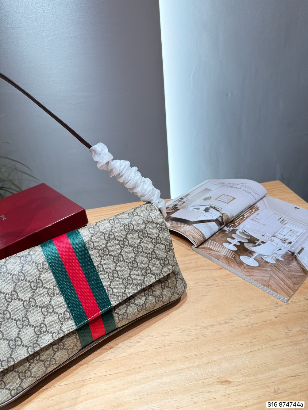 Fashion Handbag for Women 31*15cm GEM161