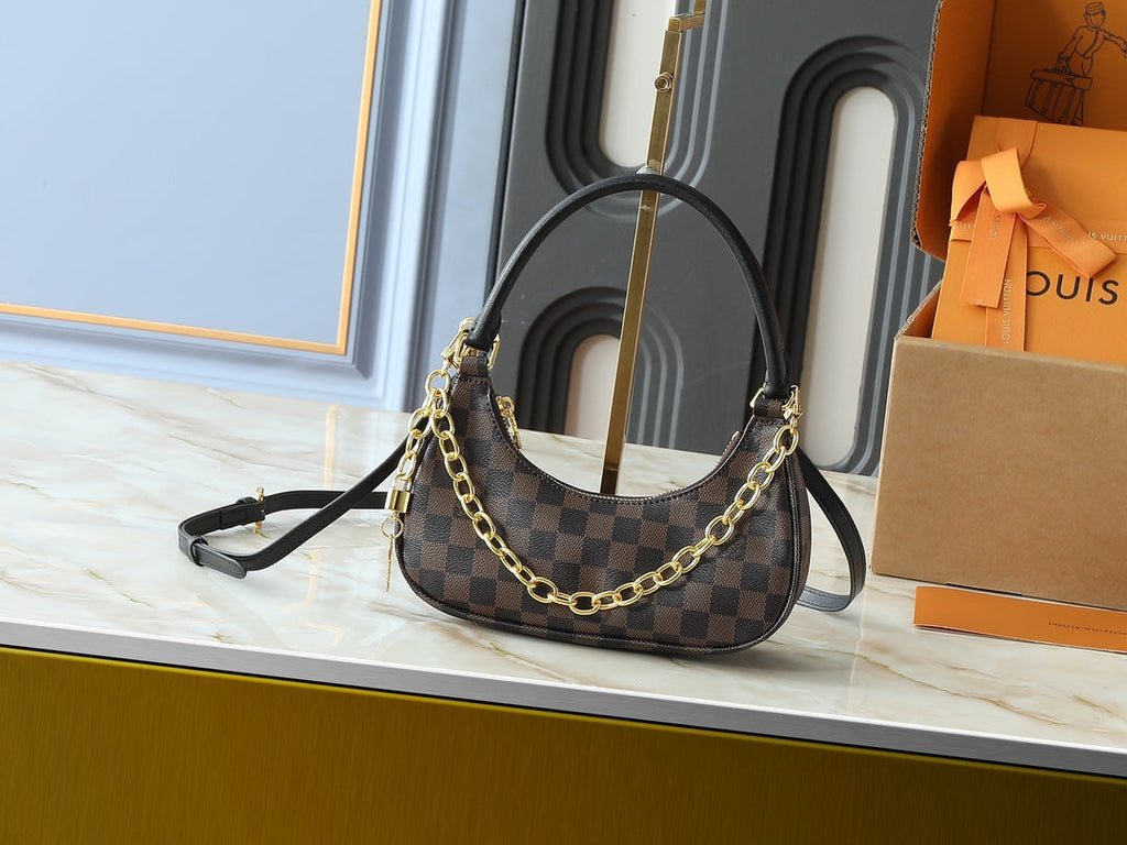 Designer Leather Crossbody Bag for Women 24.0x10.0x6.0cm LEM296