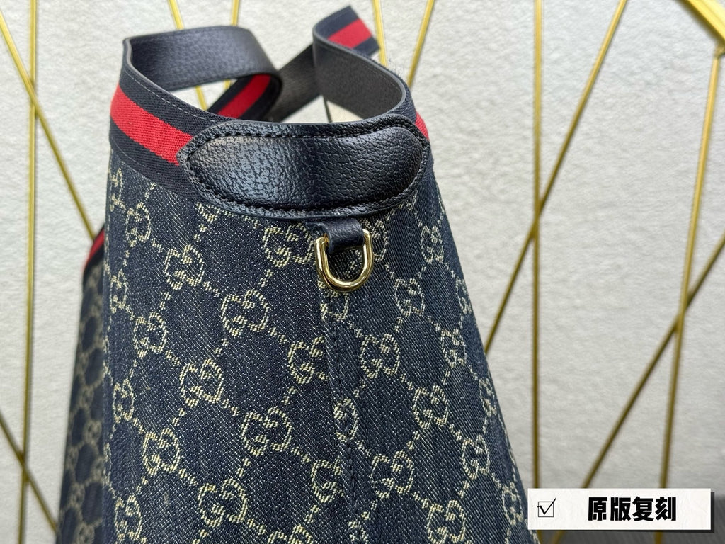 Designer Crossbody Bag for Women GEM113