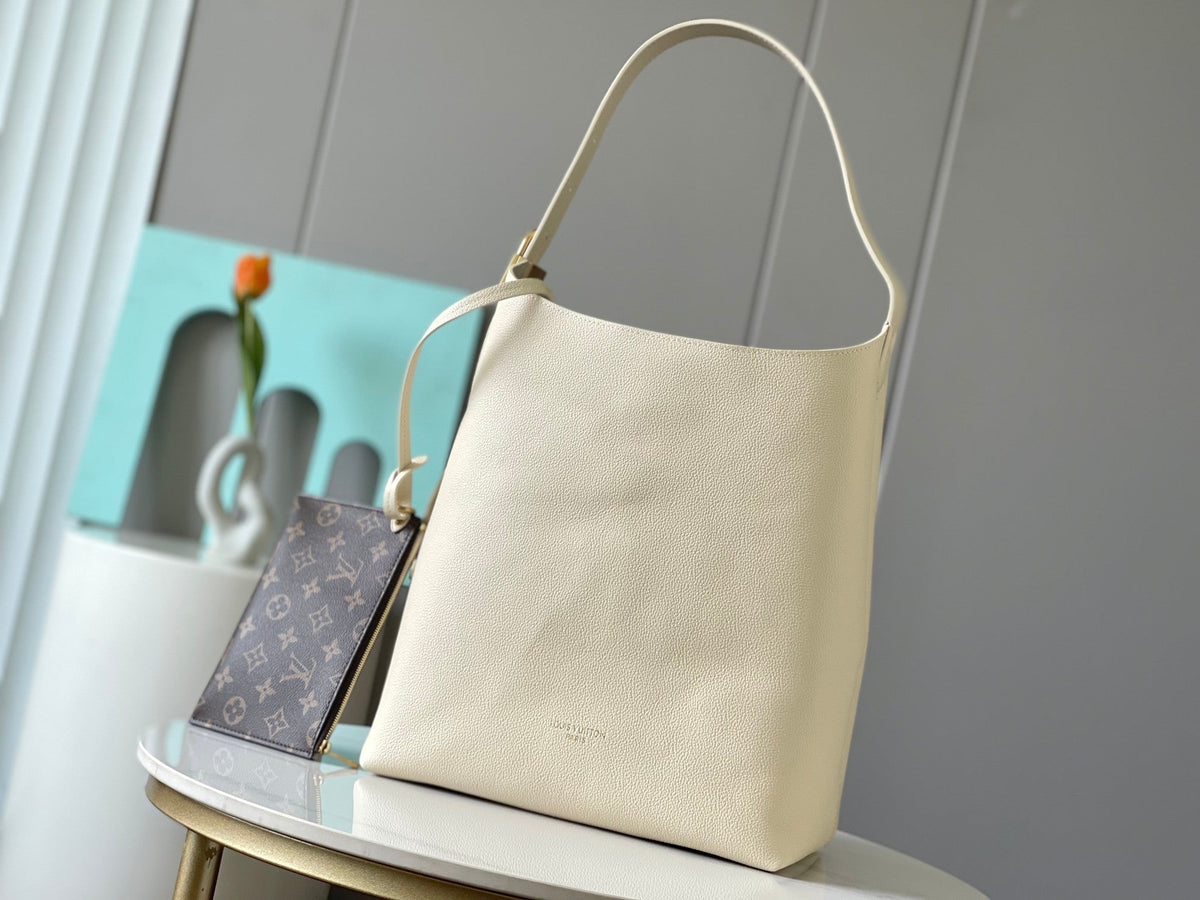 Genuine Leather Crossbody Bag for Women 28x16x24cm LEM346