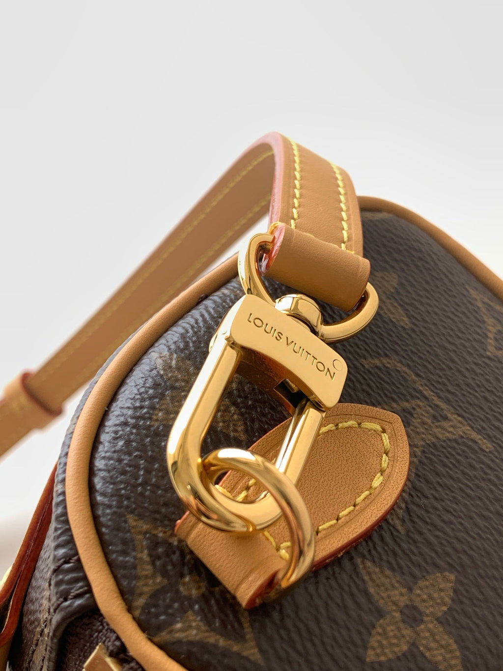 Fashion Handbag for Women 16.0x11.0x9.0cm LEM374
