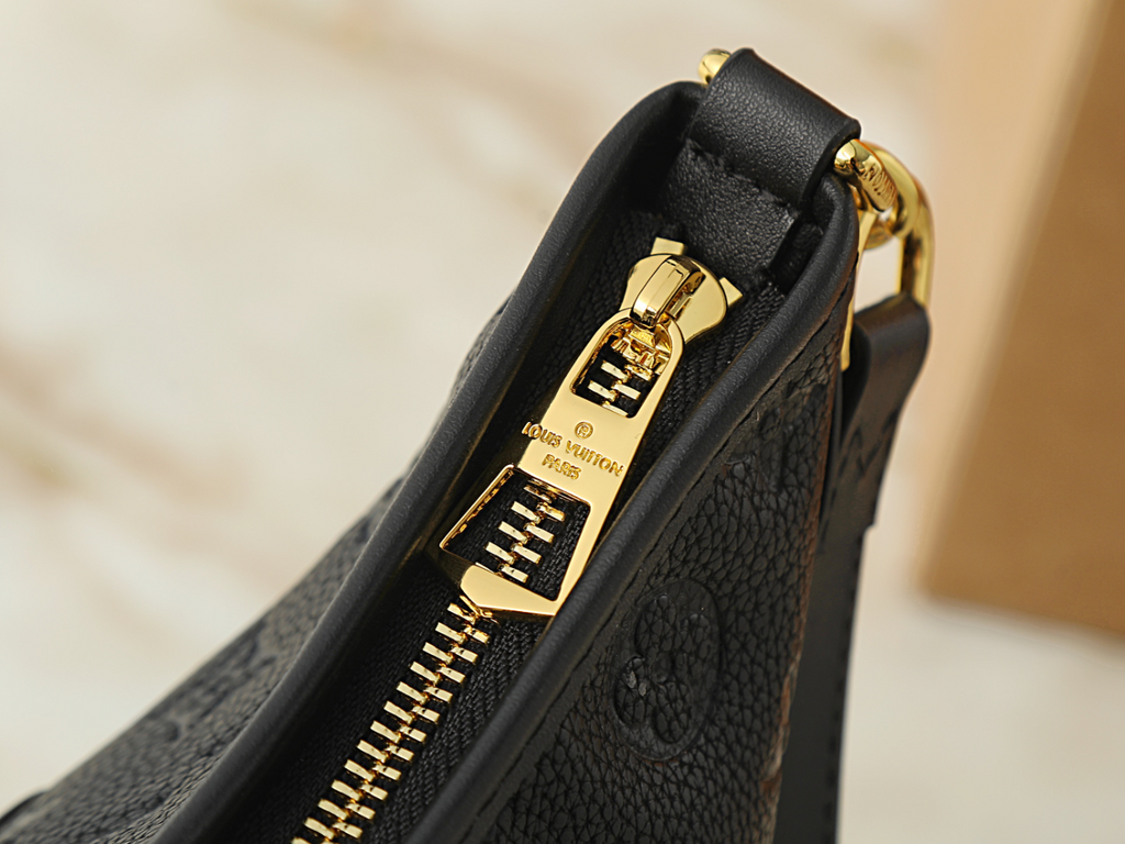 Fashion Handbag for Women 25*22*10cm LEM412