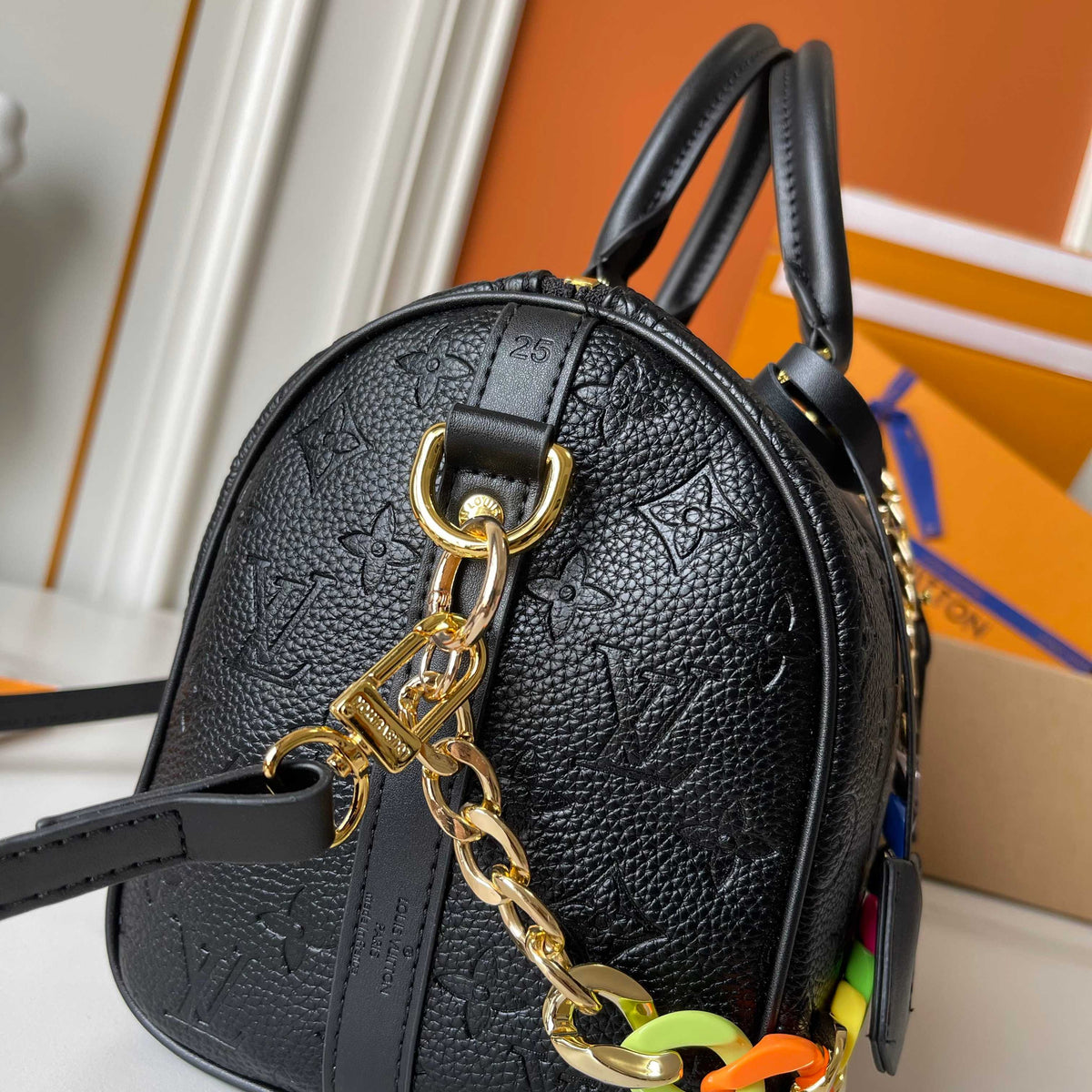 Black Bag for Women 21x14x6cm LEM106