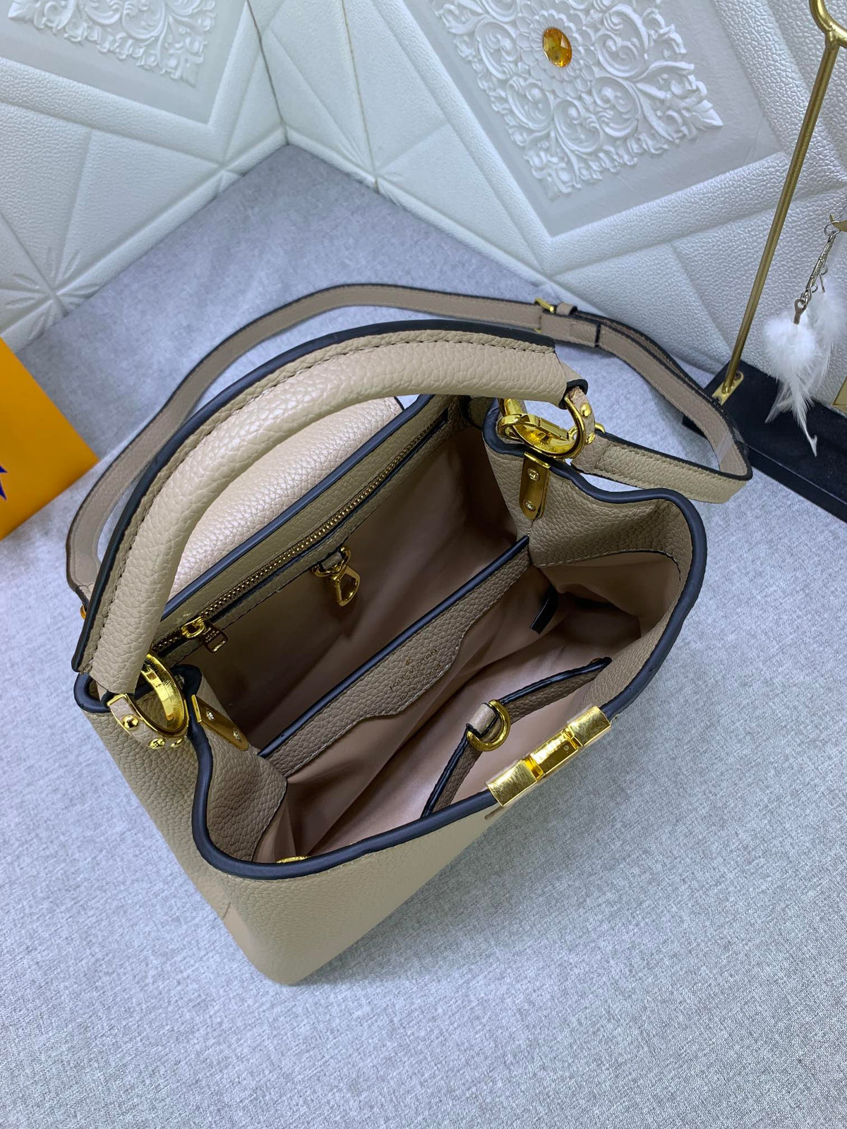 Fashion Bag for Women 27x18x9cm LEM47