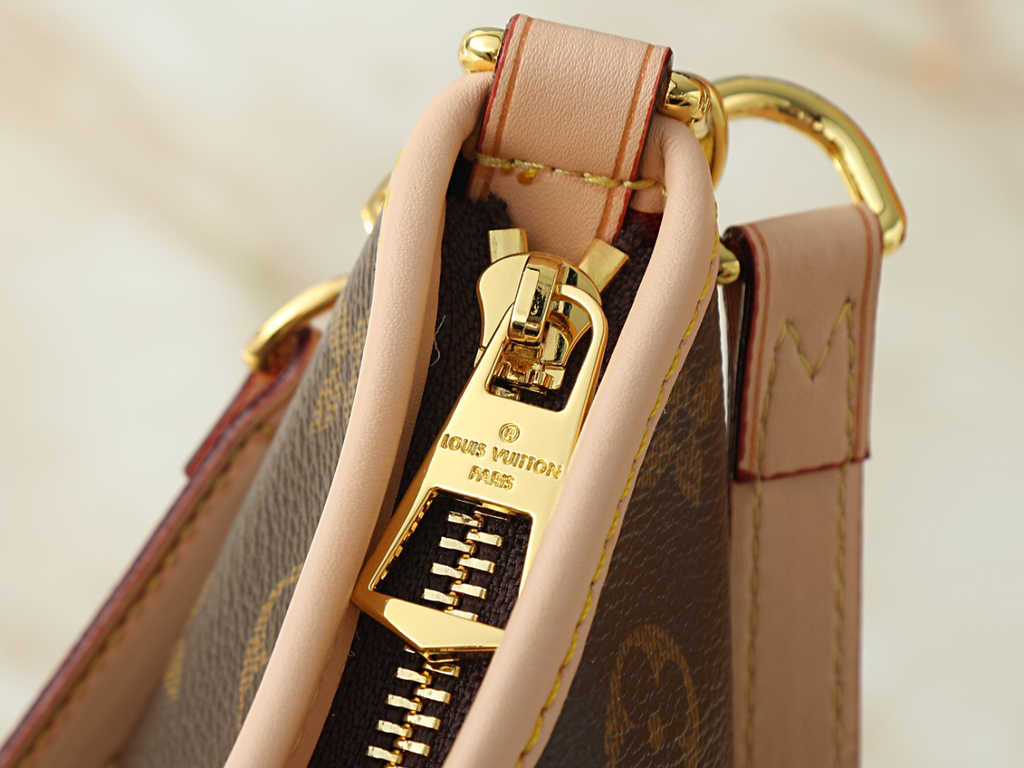 Fashion Handbag for Women 25*22*10cm LEM412