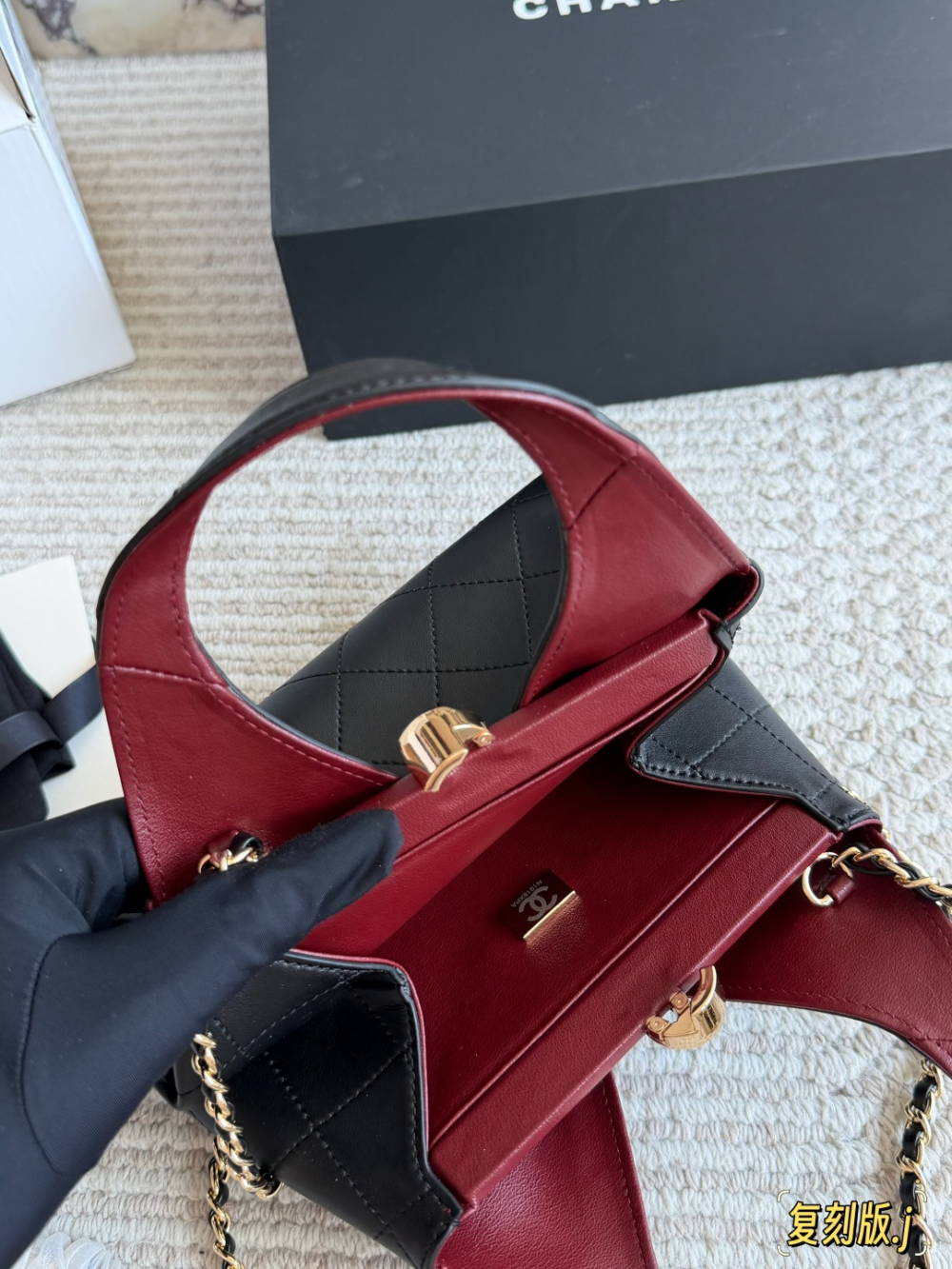 Black/White Handbag for Women 23*25cm CEM309