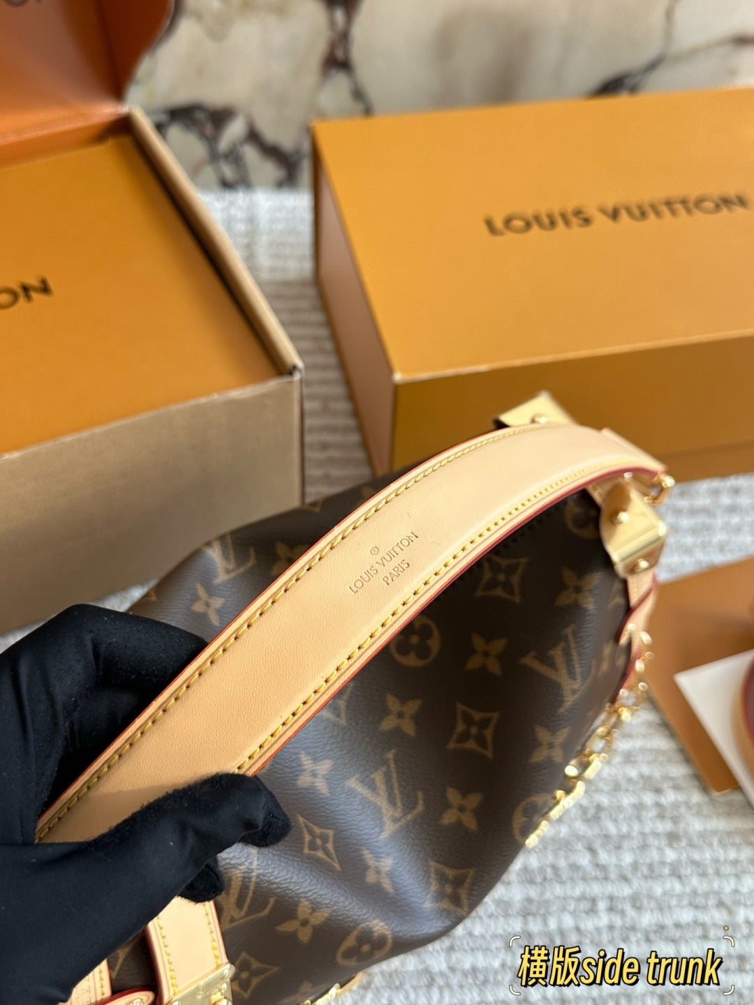 Brown Handbag for Women 28*15cm LEM382