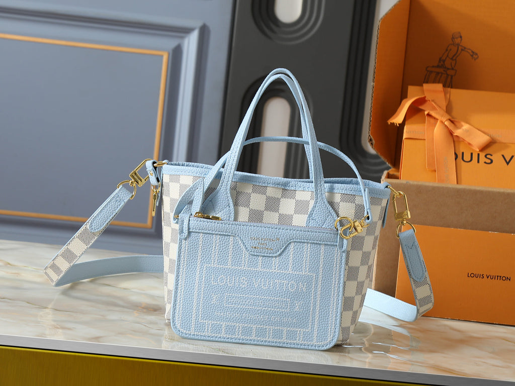 Blue Handbag for Women 31x28x14cm LEM491