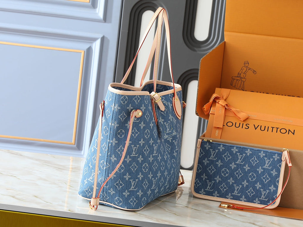 Designer Crossbody Bag for Women 31.0x28.0x14.0cm LEM278