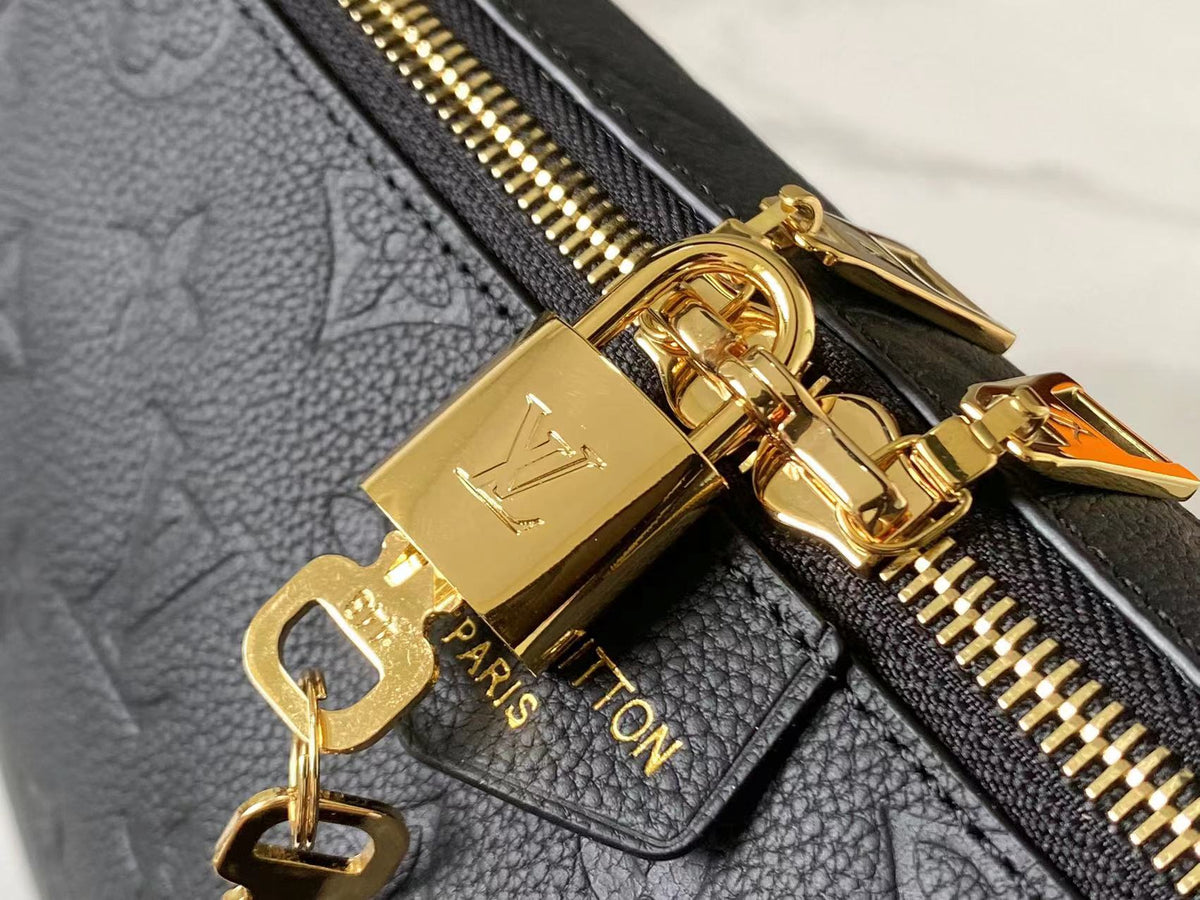 Genuine Leather Crossbody Bag for Women 27x22x10.5cm LEM354
