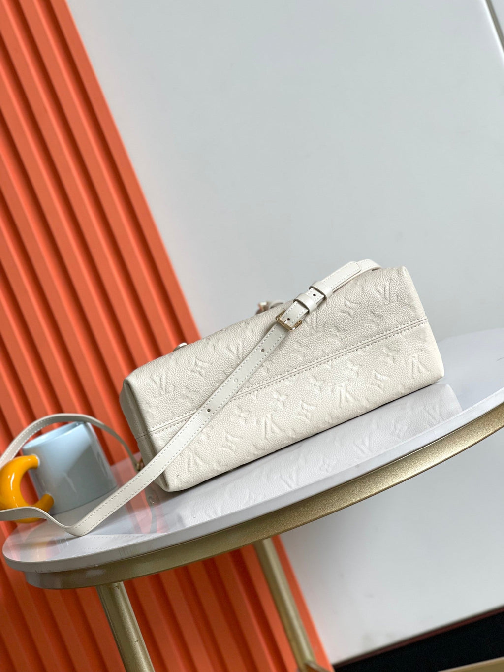 Genuine Leather Crossbody Bag for Women 31.0x21.5x13.0cm LEM360