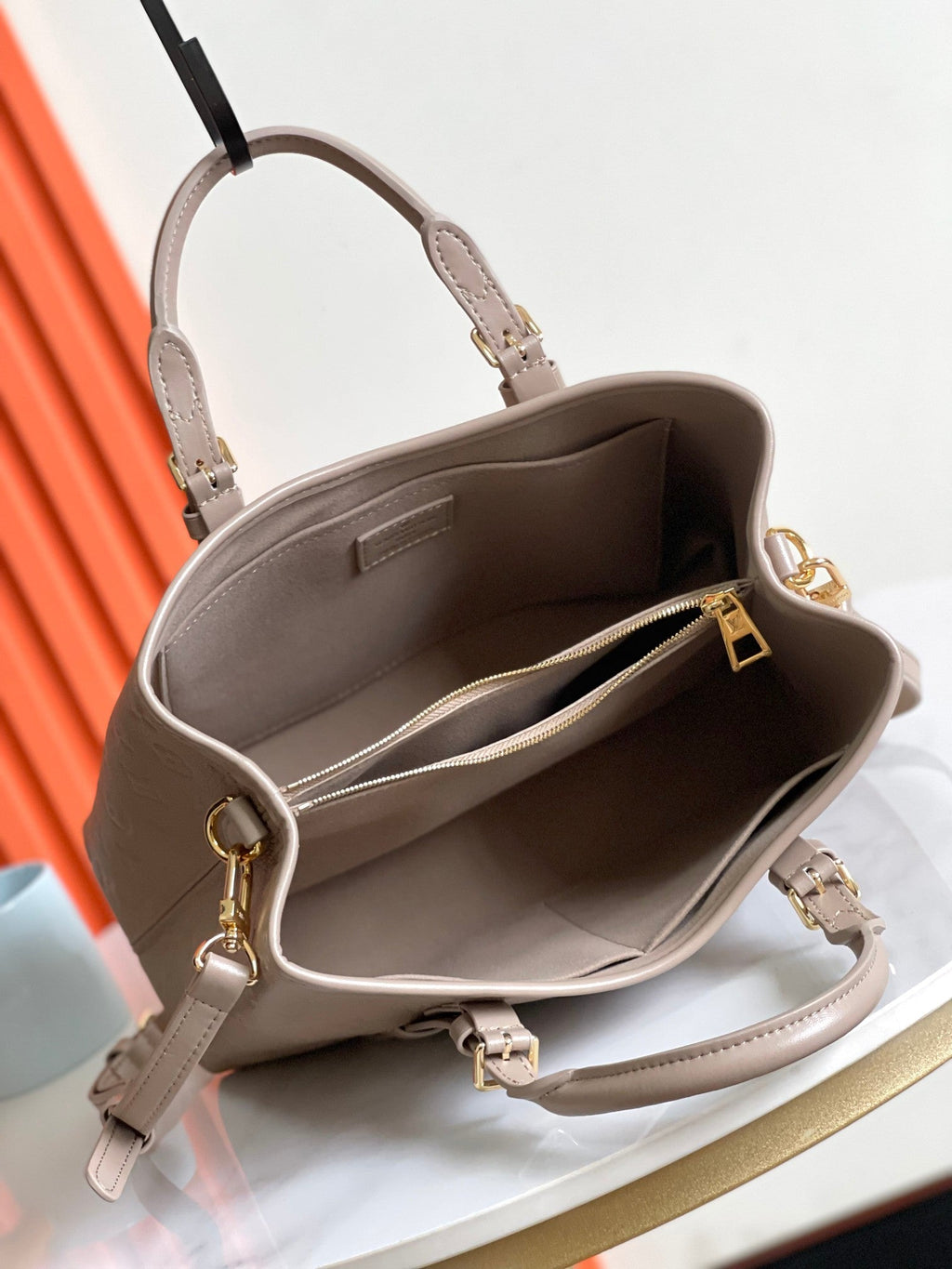 Genuine Leather Crossbody Bag for Women 31.0x21.5x13.0cm LEM360