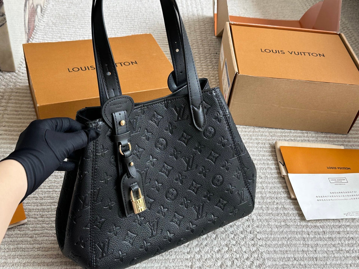 Designer Crossbody Bag for Women LEM295
