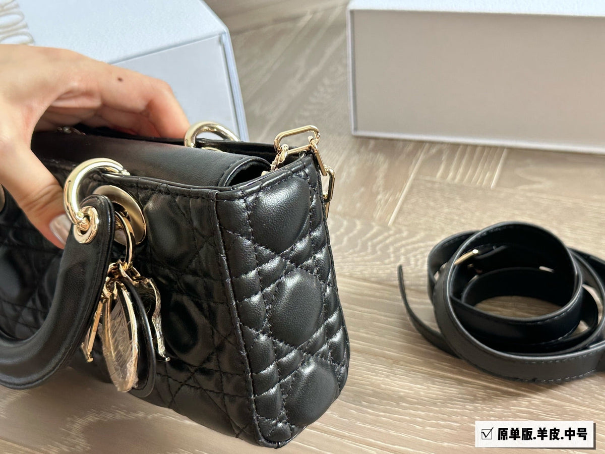 Designer Clash Color Crossbody Bag for Women 22*12cm DEM229