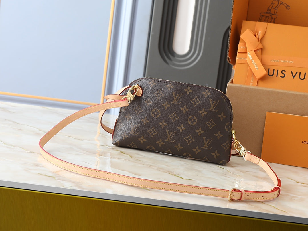 Designer Crossbody Bag for Women 24.5x17x4.5cm LEM339