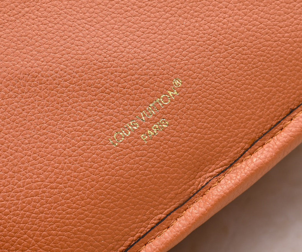 Travel Bag for Women 24x14x9cm LEM368