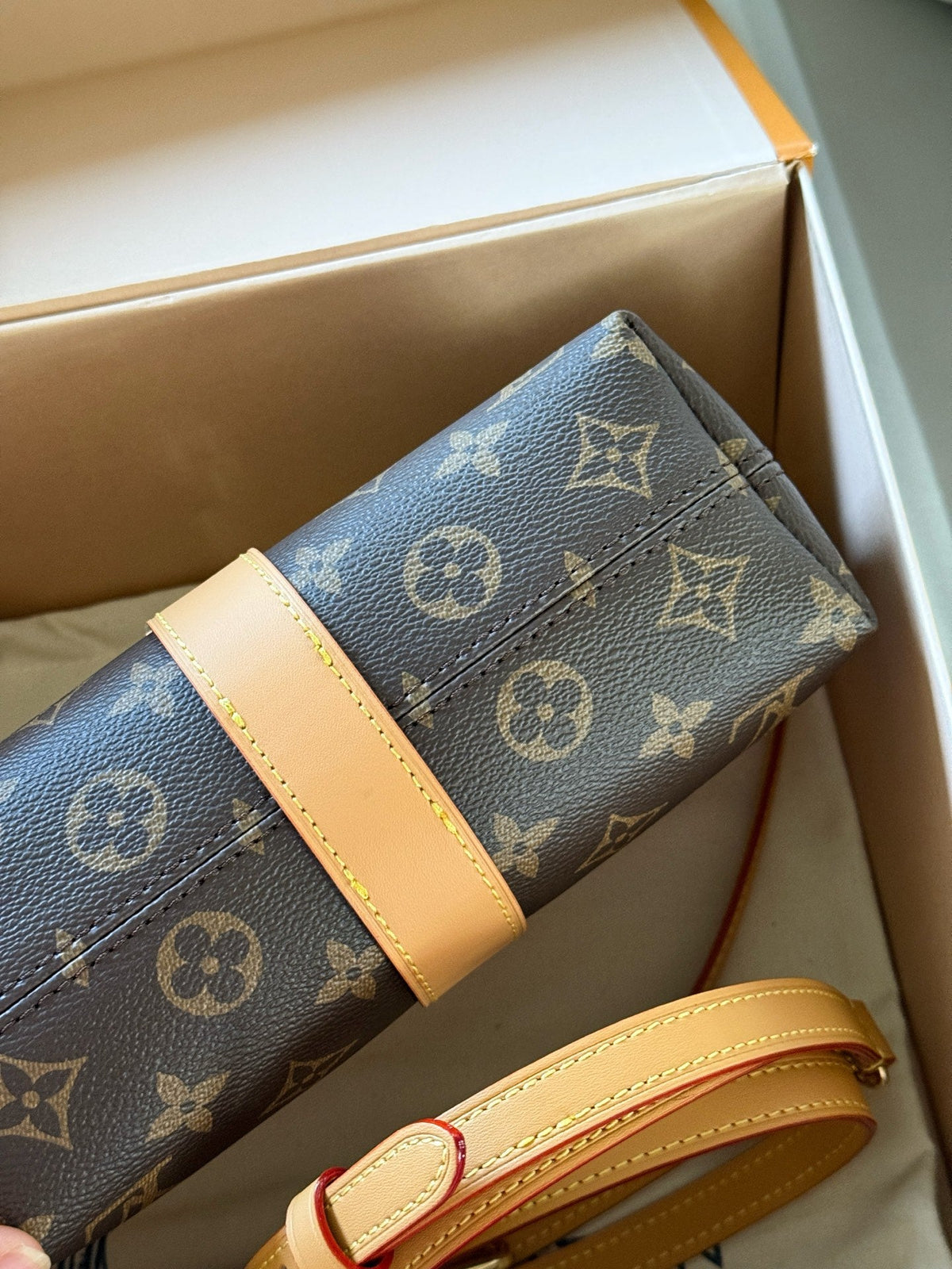 Fashion Bag for Women 21.5*12cm LEM315