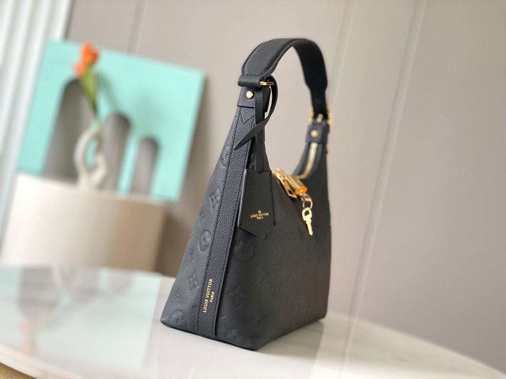 Genuine Leather Crossbody Bag for Women 27x22x10.5cm LEM354