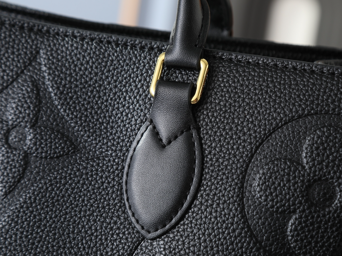 Black Handbag for Women 41.0x34.0x19.0cm LEM434