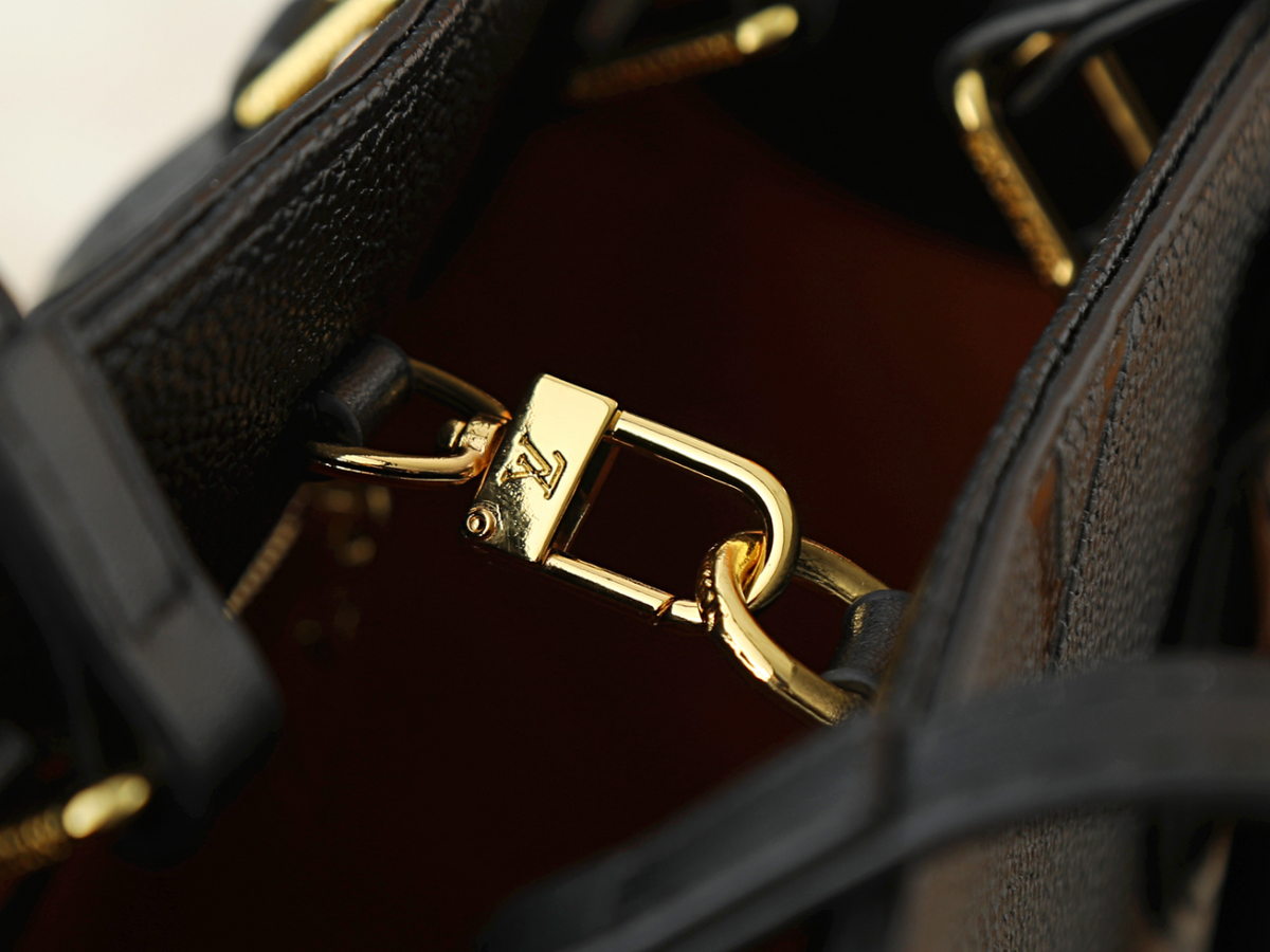 Black Handbag for Women 41.0x34.0x19.0cm LEM434