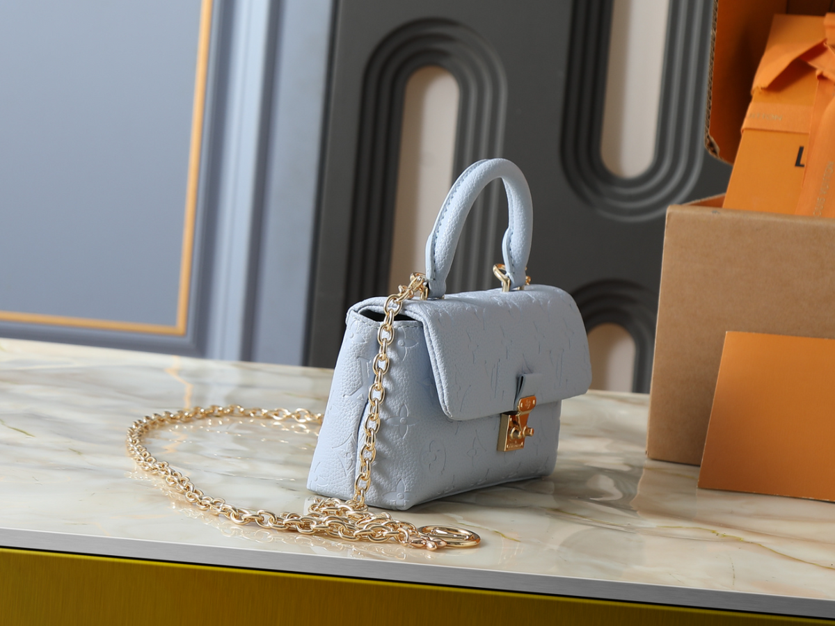 Blue Handbag for Women 21.0x12.5x6.0cm LEM467