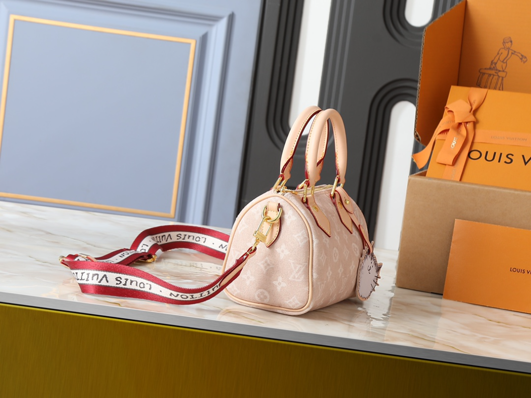 Pink Bag for Women 20.5x13.5x12cm LEM510