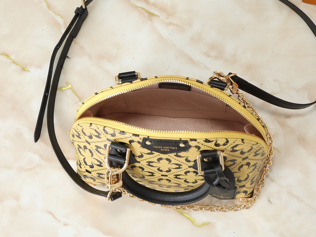 Black/Brown Crossbody Bag for Women 22*19*11cm LEM332